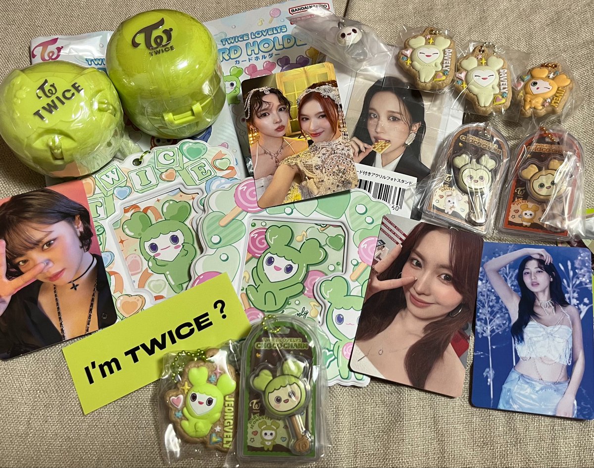 na_mo_y's tweet photo. @17Woo 検索から失礼いたします。もし可能でしたら、モモ⇄サナを明日交換できますでしょうか？ご検討よろしくお願いします🙇🏻‍♀️ https://t.co/1YzIqN6oQC