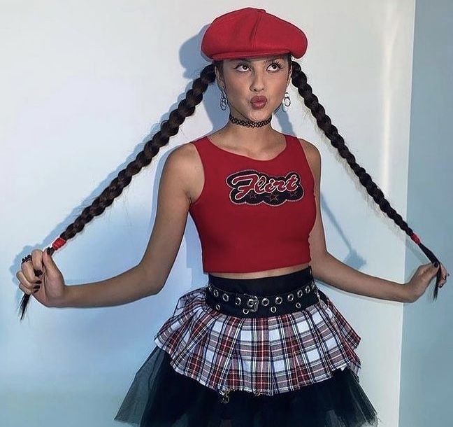Ari tweet media