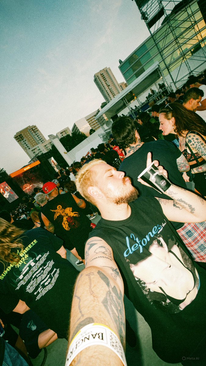 ygormonroe's tweet photo. Mais um ano de Bangers 🖤 https://t.co/jXmV6eitXb