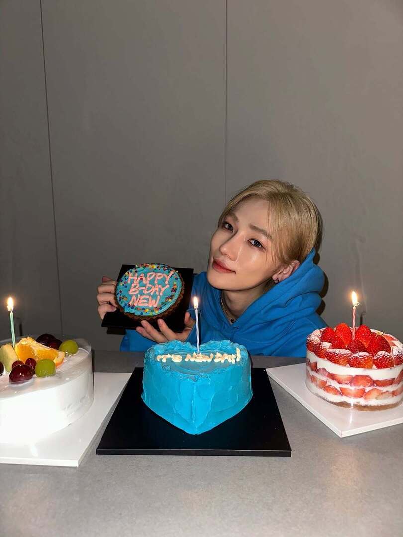 selfolssi ♤ tweet media