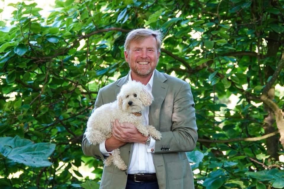 Le  27 avril 1967,
🇳🇱 🎉👑 Naissance de SM le Roi Willem-Alexander des Pays-Bas.