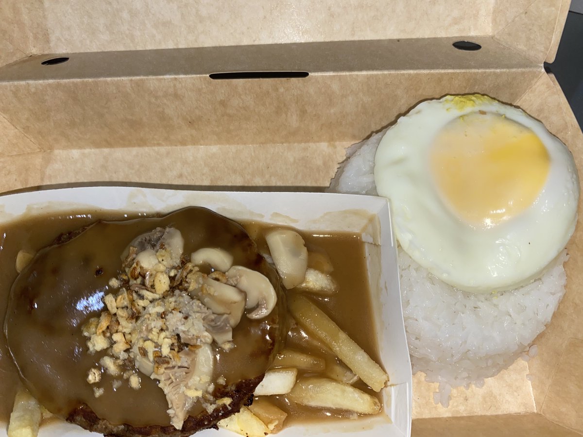 nica ✰ tweet media