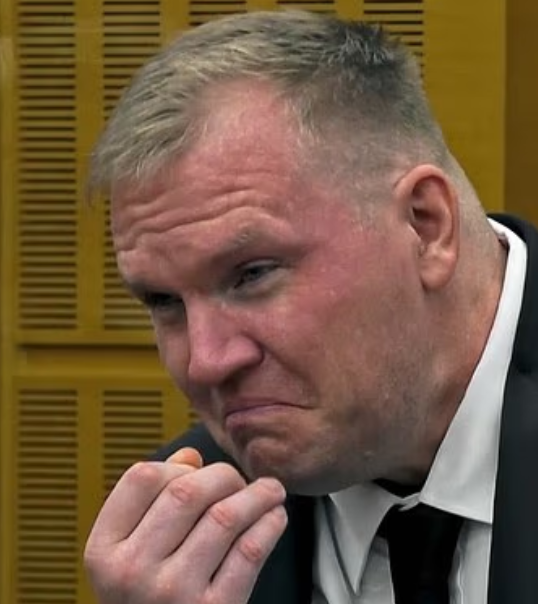 G R I F T Y tweet media