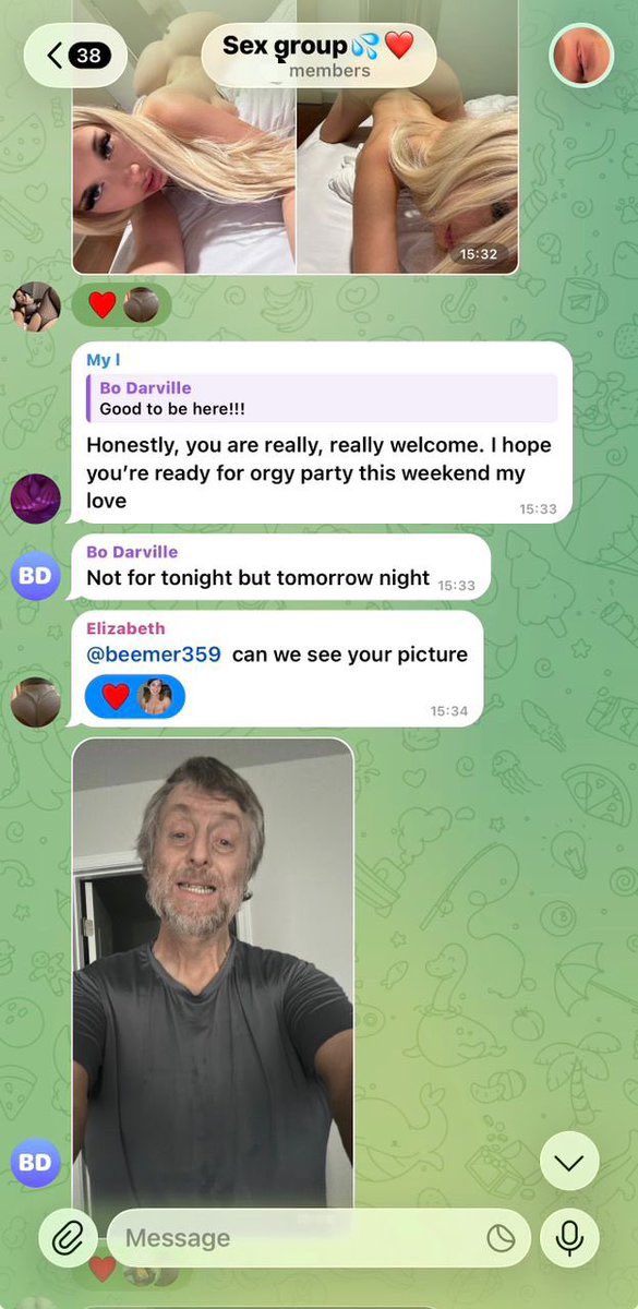 SEX GROUP GURLS tweet media