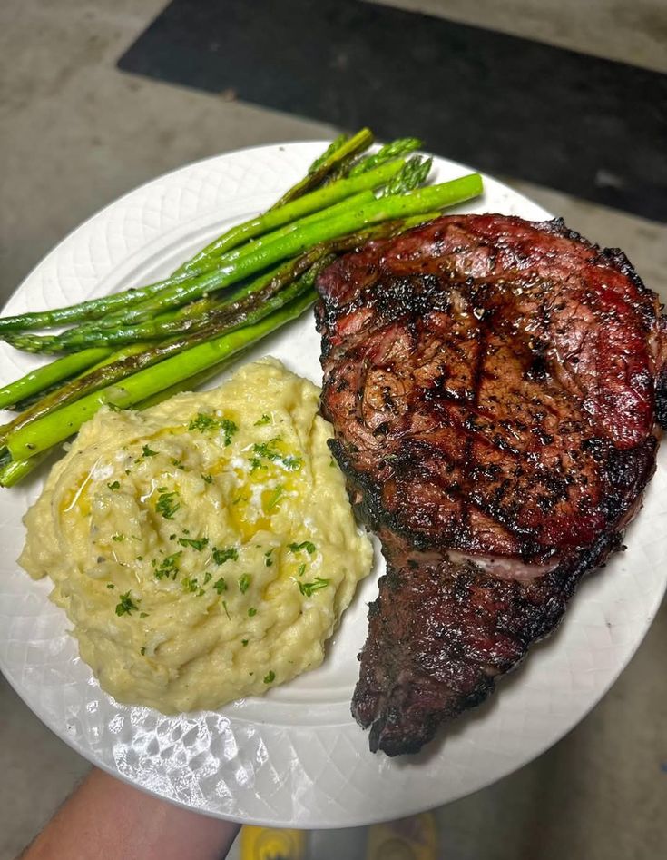 Food Hub tweet media