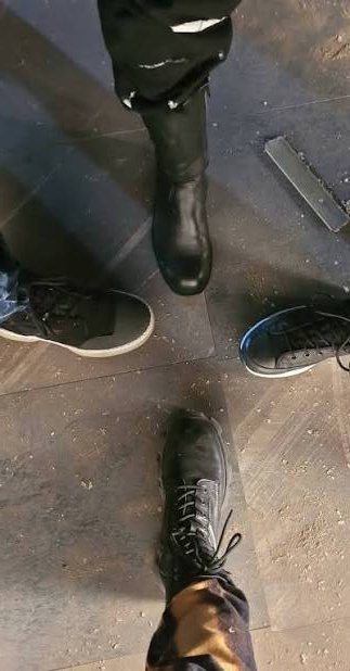 never wanted to be sent feet pics so bad