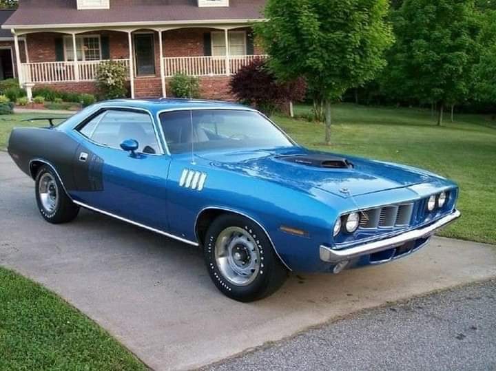 Johnny Cadillac tweet media