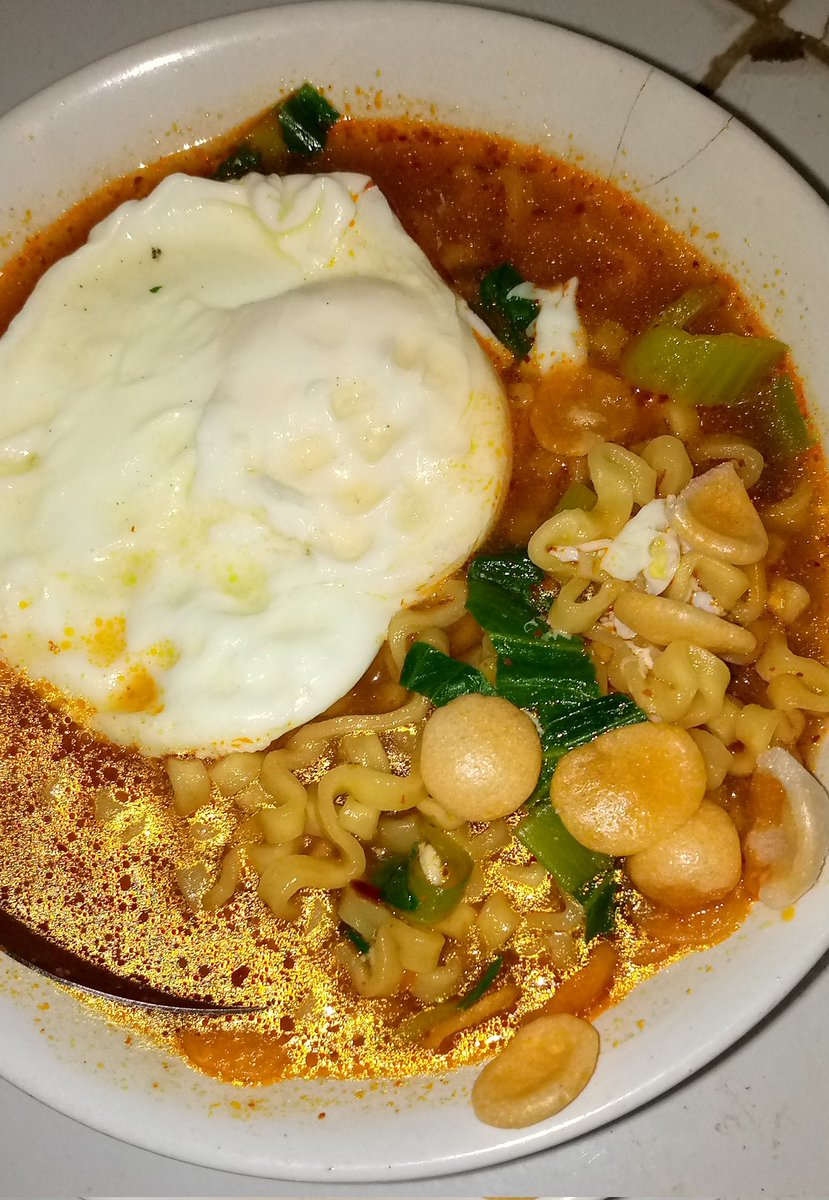 私は mbak dy tweet media