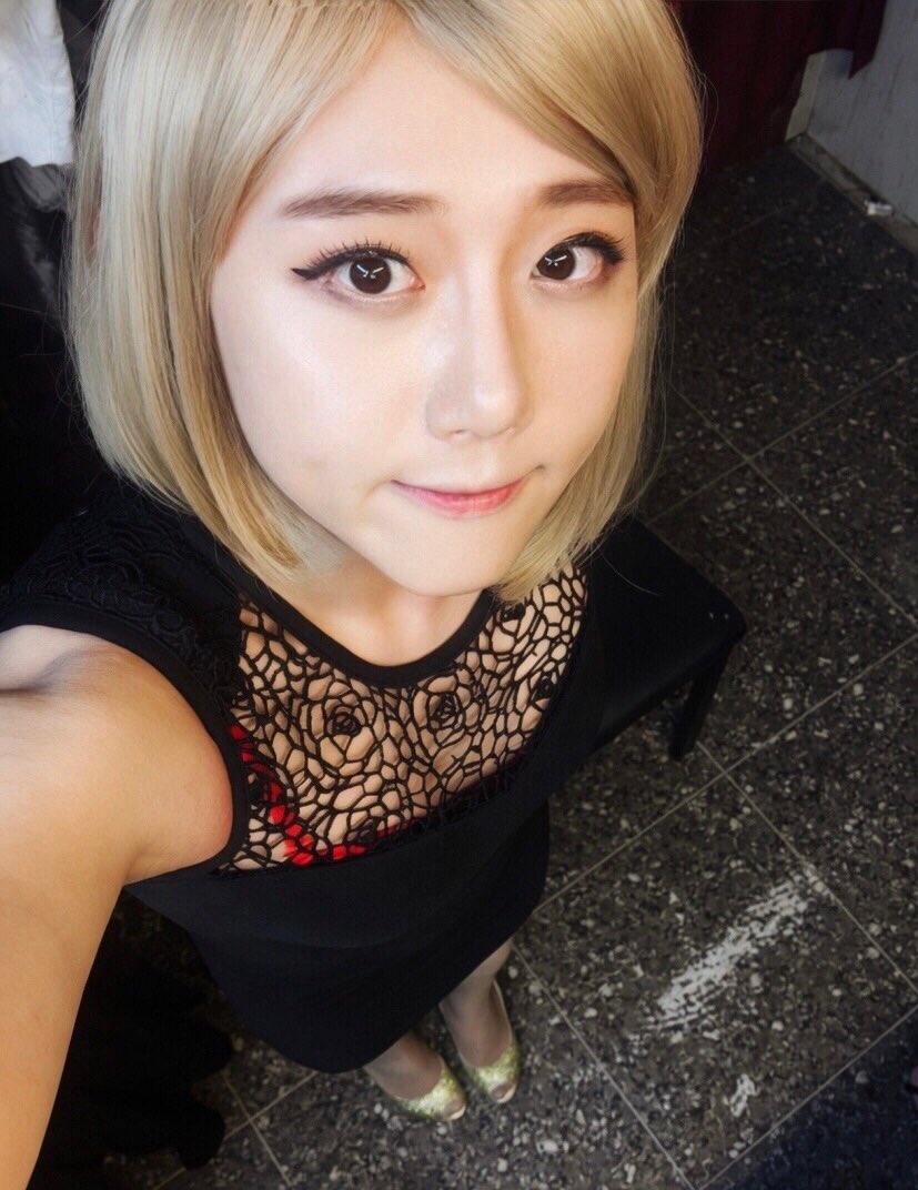 줄리 Julie tweet media