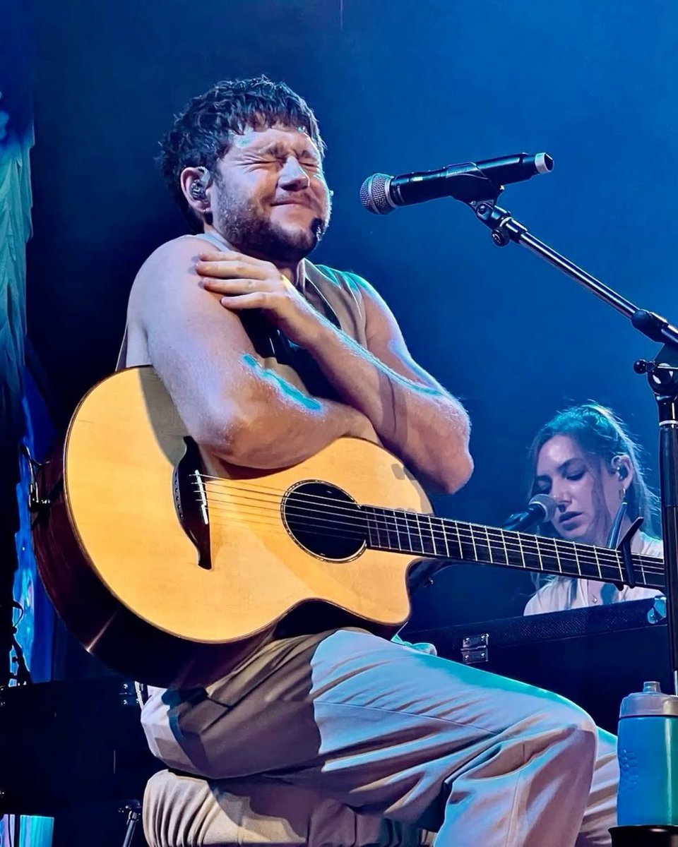 Niall Horan’s Gallery tweet media