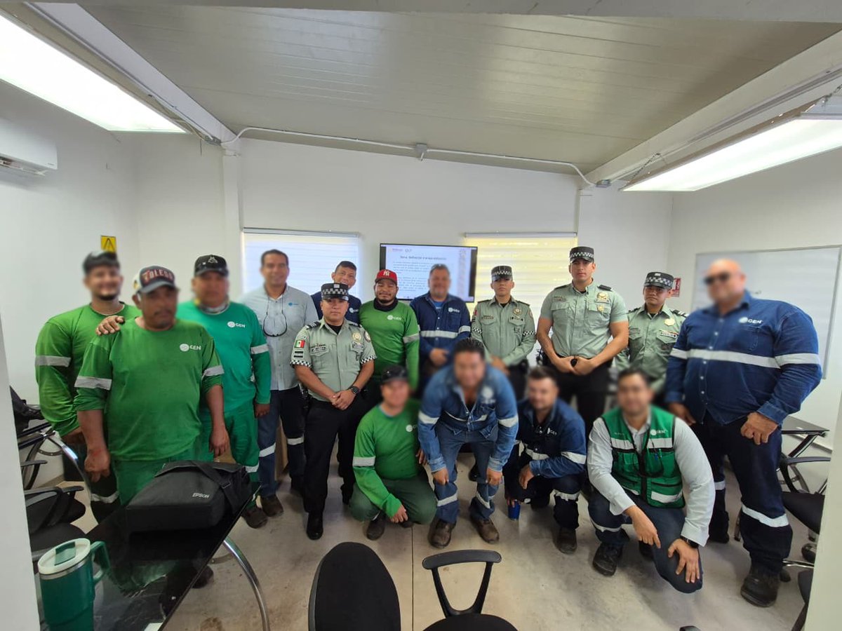 GN_MEXICO_'s tweet image. #GNInforma En #Sonora, personal de la #GuardiaNacional impartió pláticas de “Seguridad y Cultura Vial” a personal del sector empresarial en la localidad de Cajeme, con el objeto de fomentar la cultura de la denuncia. #LaGuardiaNacionalEstáContigo