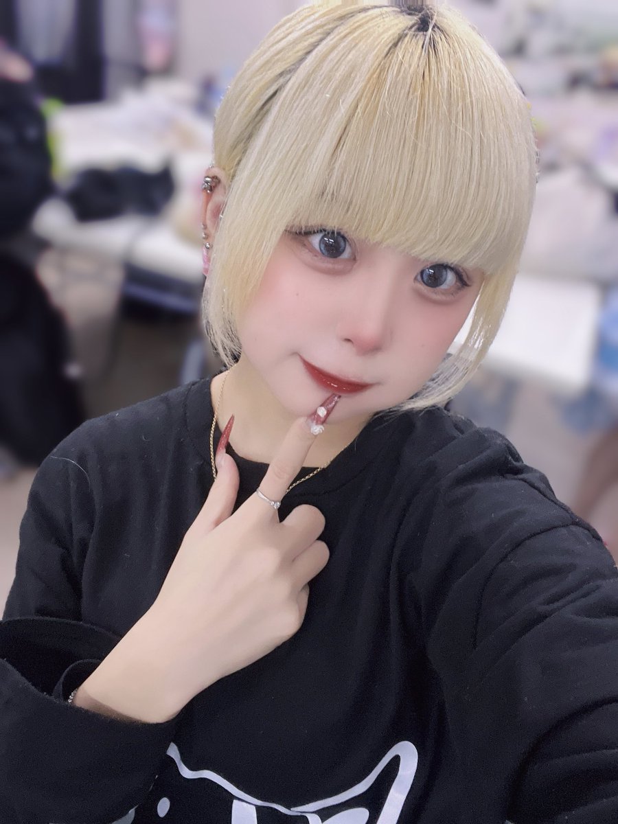 如月蓮華 きゅるきゅるかわいい❔💭