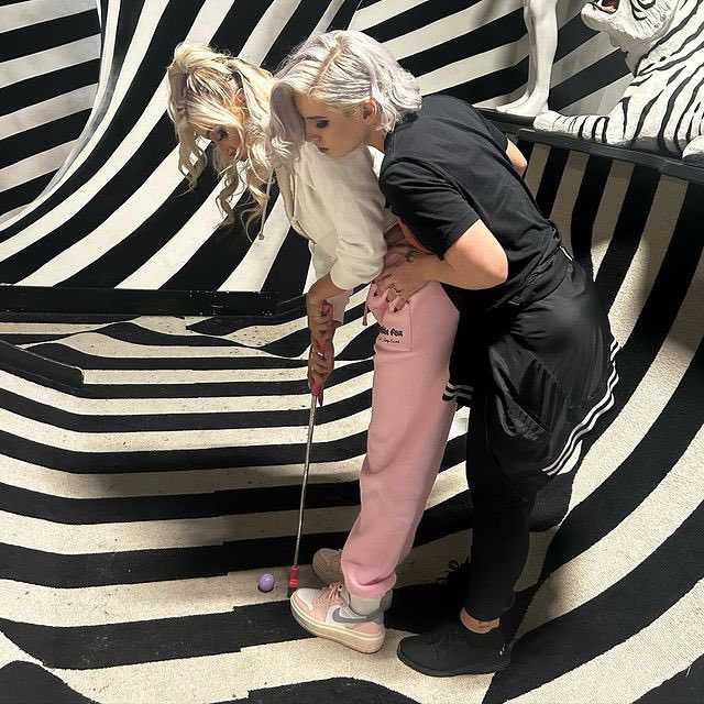 “𝒯𝒾𝓂𝑒𝓁𝑒𝓈𝓈” tweet media