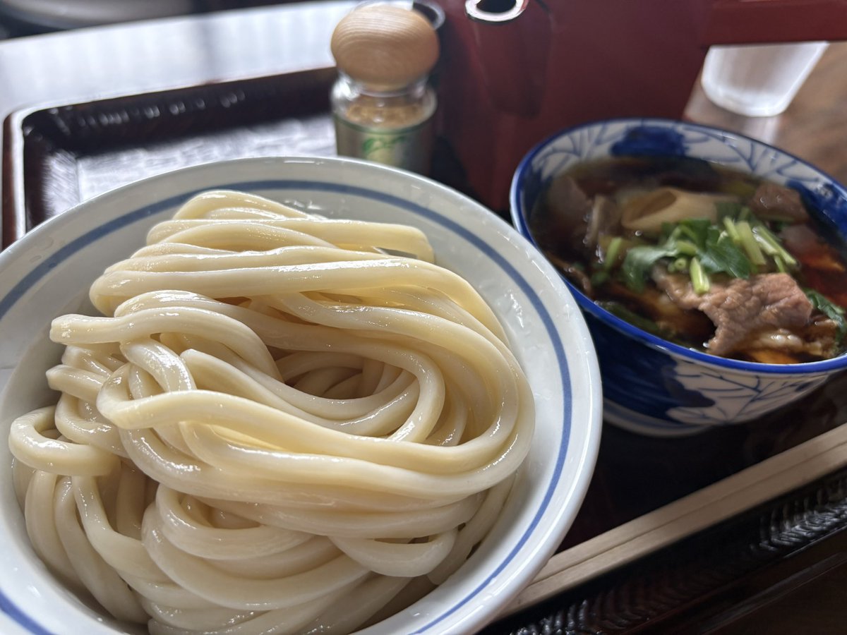 ひーよ tweet media