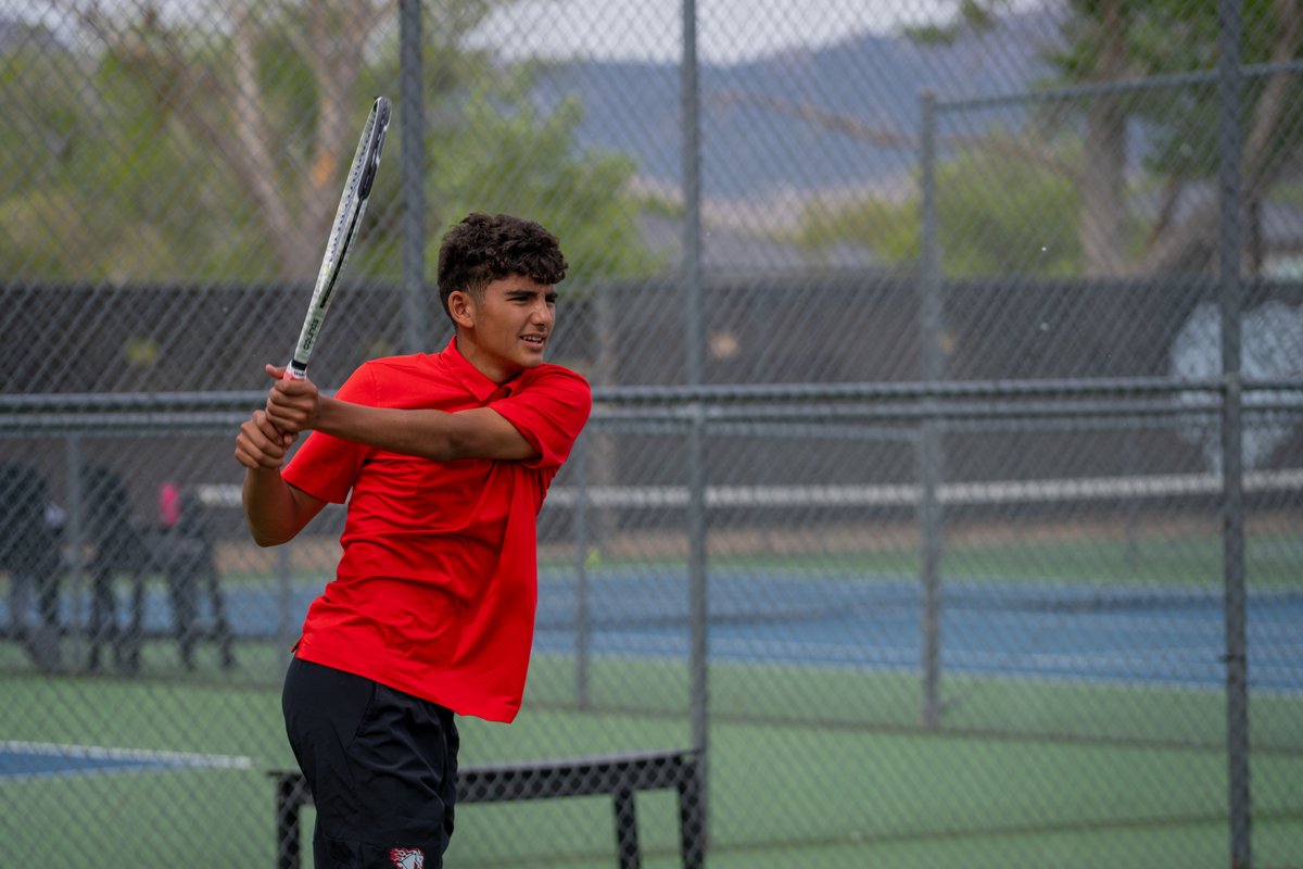 AlbAcademy's tweet photo. Weekend sports headline: Albuquerque High boys, Academy girls claim metro tennis crowns  🎾 🎉 ❤️
https://t.co/YYF66qgIC4

#AlbuquerqueAcademy #AcademyInMotion #AcademyChargers #ChargersTennis https://t.co/LdKxahp5HP