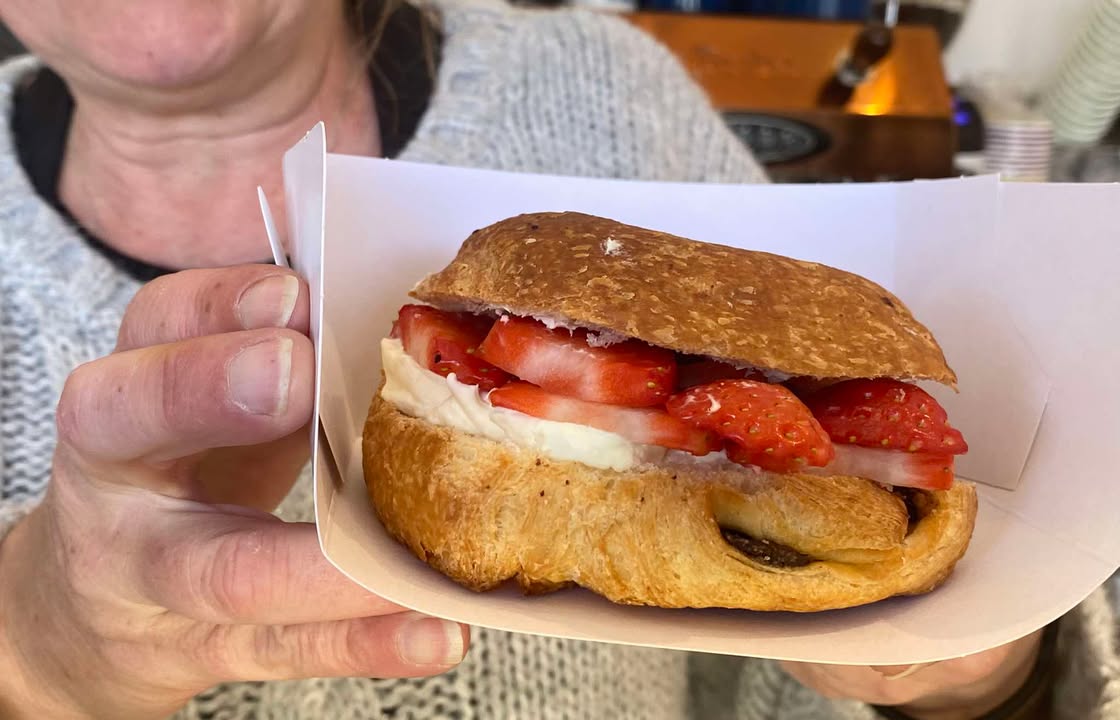 st_mawes_bakery's tweet image. Being Cornish we do enjoy a Jam and Cream scone, Jam first of course, but what about a strawberries and cream pain au chocolate? With this gorgeous weather, it is the perfect excuse to grab one and enjoy a bite by the sea.   #cornish #jamfirst #seaside #sunshine