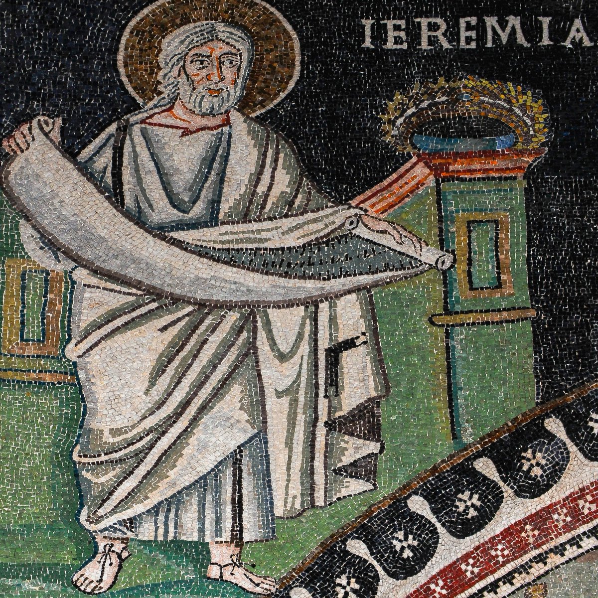 TerenceKerr5's tweet image. #MosaicMonday #Ravenna #Byzantine

Prophet Jeremiah unfurls scroll. Byzantine mosaic in sanctuary of the Basilica di San Vitale, consecrated 547 AD at Ravenna, Emilia-Romagna, Italy. Mosaic was created a few years after Ravenna’s 540 AD capture by Byzantine Empire from