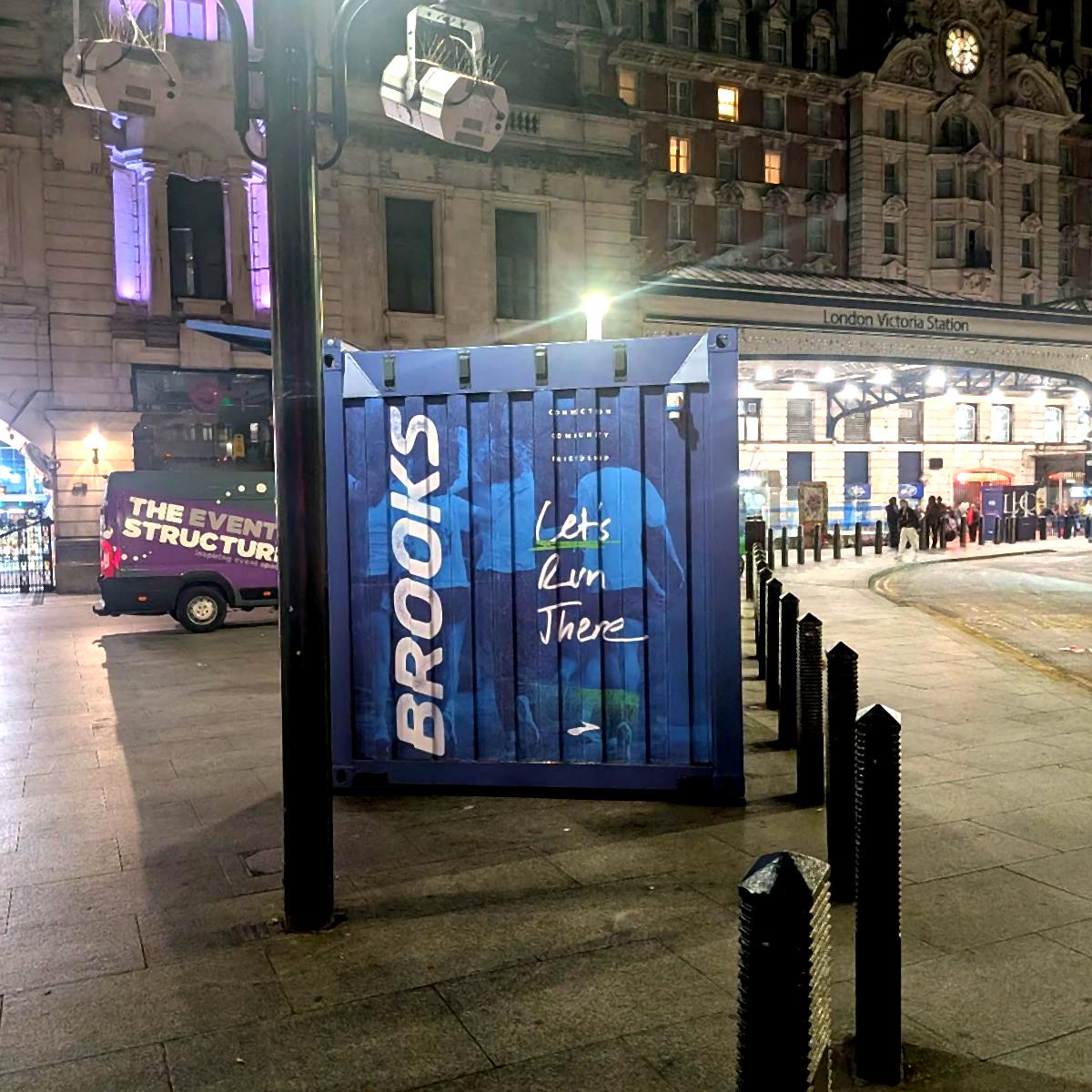 eventsstructure's tweet image. London Marathon. Tight footprint. Premium delivery.
For Brooks Running, we created a brand space outside a busy London station using our 10ft Boutique unit.
Designed for visibility. Delivered without friction.
#LondonMarathon
#BrandActivation
#ExperientialMarketing
#LondonEvents