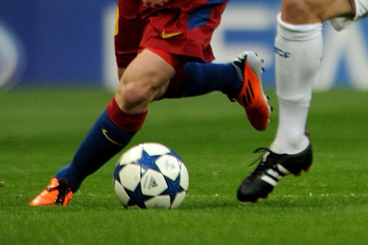 Barca_Archive's tweet photo. “Messi is unique. You cannot mark him.” 

- José Mourinho, 2011. https://t.co/Z3cSM5mD6p