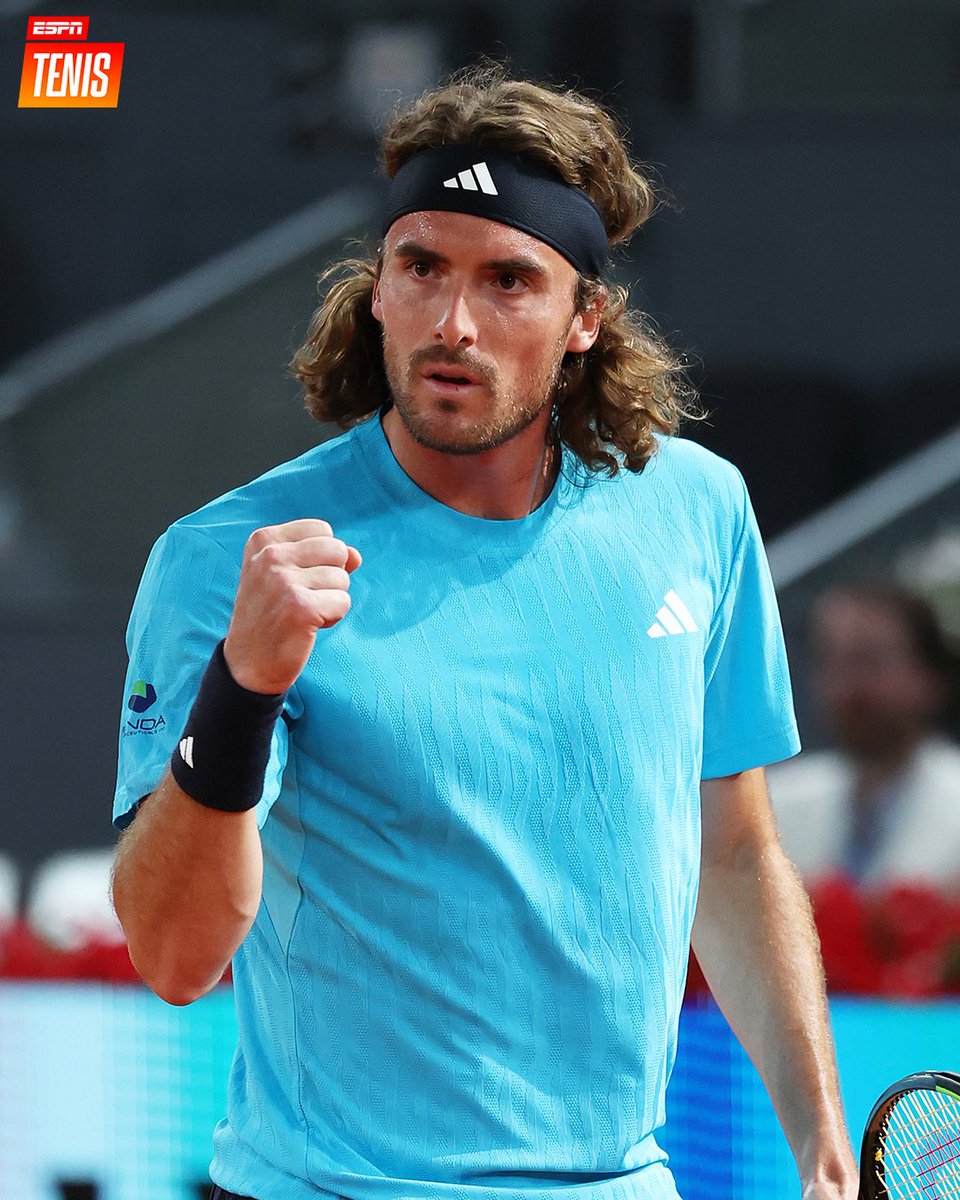 ESPNtenis's tweet image. A OCTAVOS DE FINAL VOY YO. 👊

Stefanos Tsitsipas no dejó ni asentarse a la sensación local, Daniel Mérida, y le mostró la puerta de salida del Masters 1000 de #Madrid con un sólido 6-4 y 6-2.

🔜 Casper Ruud, lo espera en la próxima ronda.