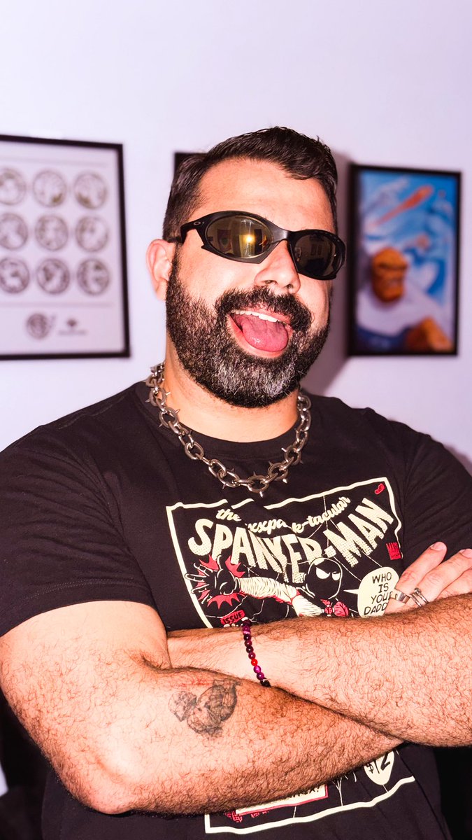 Geekbarba tweet media