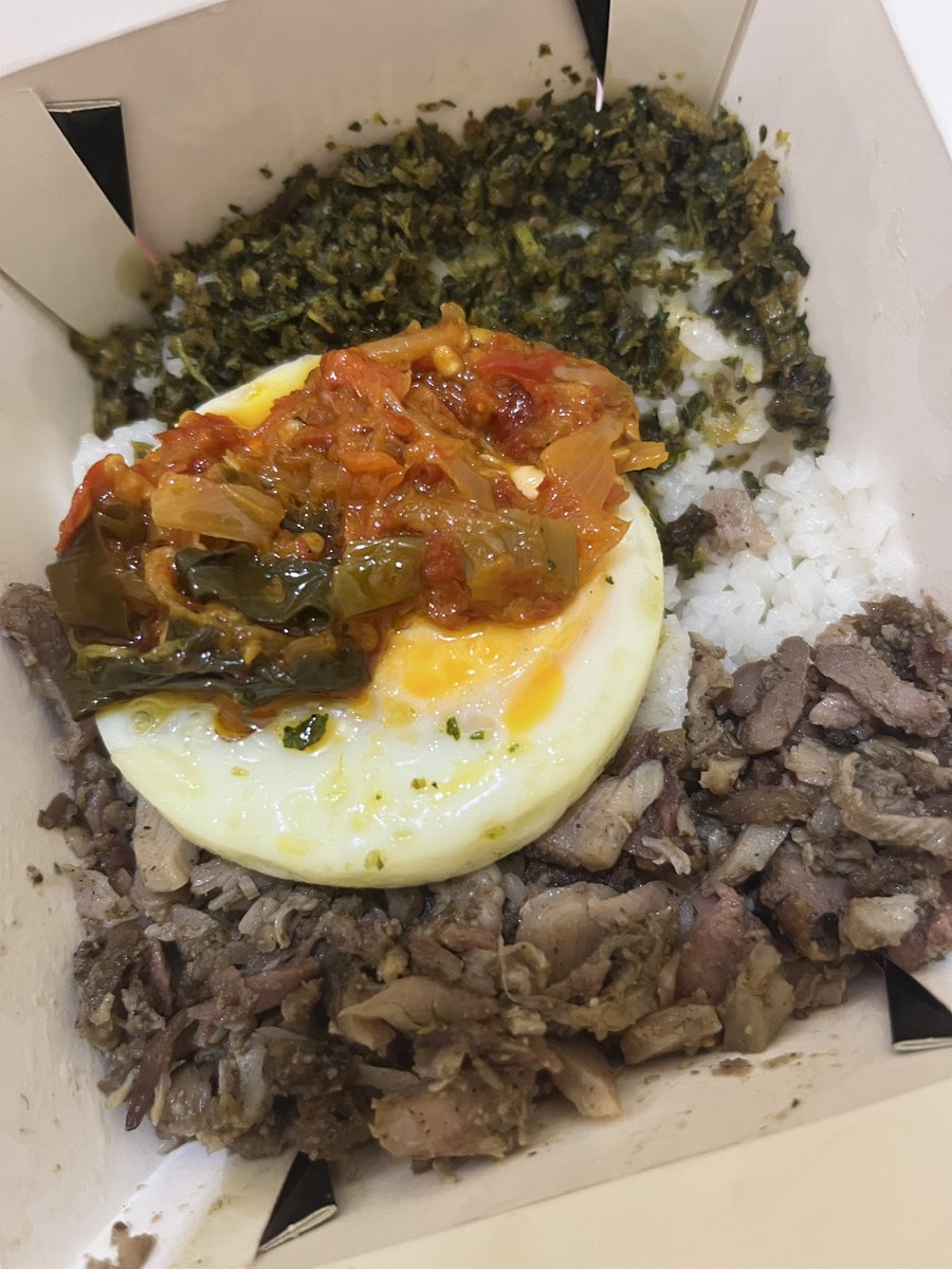 alorara. tweet media