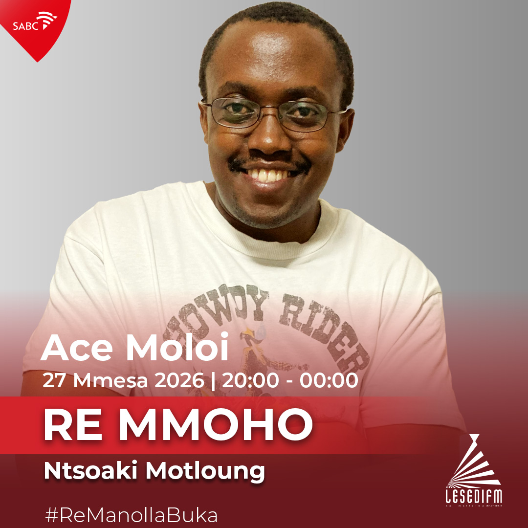 LesediFM's tweet photo. #ReMmoho le Ntsoaki Motloung.
π€Re buisana la @Twasagirl le @ce Moloi ka buka e bitswang "In The Alley - The Radio Memories of Twasa"...MAMELA RADIO!
π: 086 000 3084
π²: 079 758 5066
π: https://t.co/SdWJ7CZihK https://t.co/4c5aA8nhBq