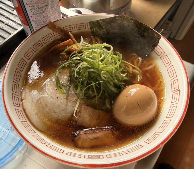 絵も描きますが ラーメンも作ることができます 同人サークル:安彦製麺 安彦ジョージです