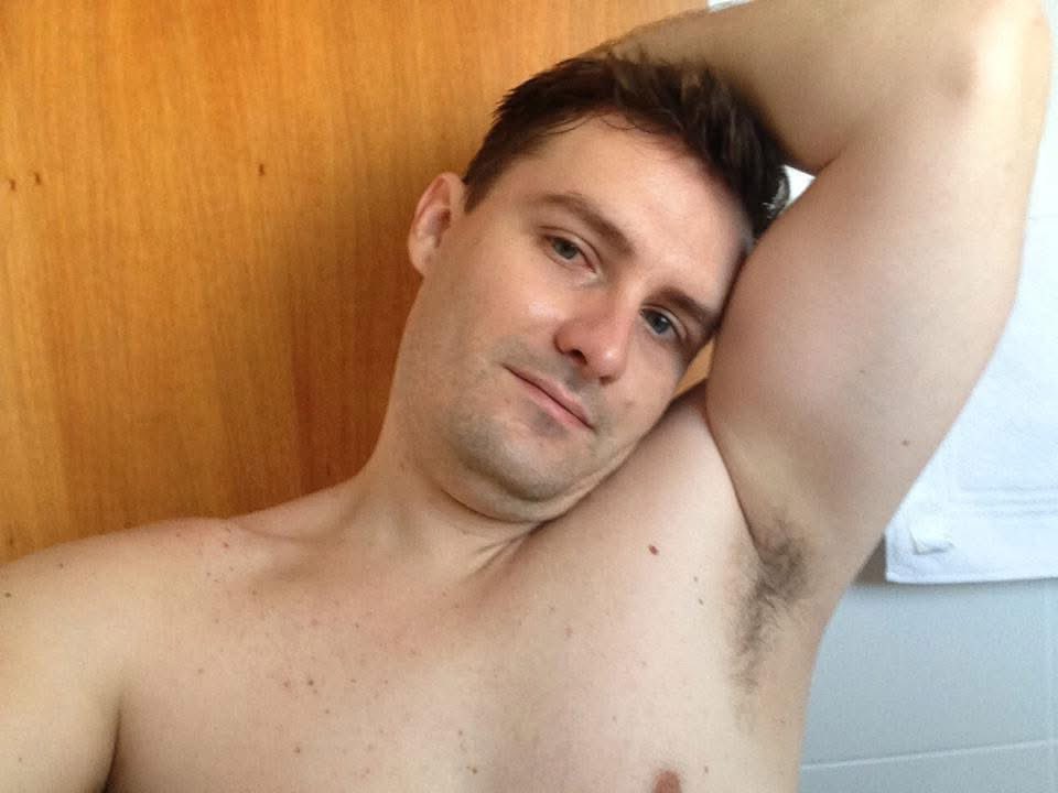 mauriciozavaz's tweet image. #tbt sem barba 👀