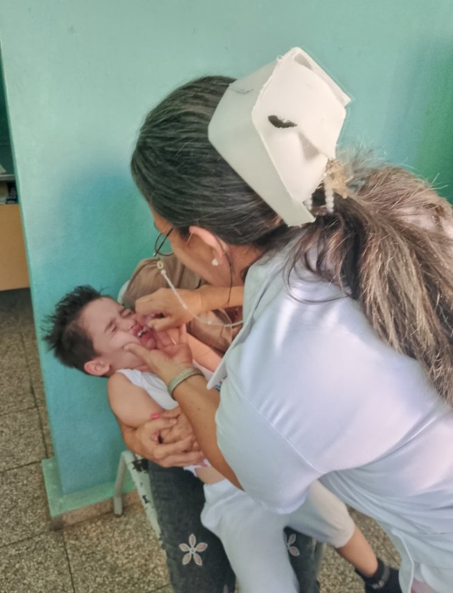 albencis's tweet photo. Inicia en San Luis la 65 campaña Nacional contra la poliomielitis enfermedad invalidante que aquejaba a nuestro niños antes del 1959 erradicada gracias a la Revolución 
@DGSaludSanLuis
@PccLuis900
#CubaPorLaVida https://t.co/Blda8D6Tam