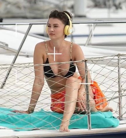 Türk Ünlüleri tweet media