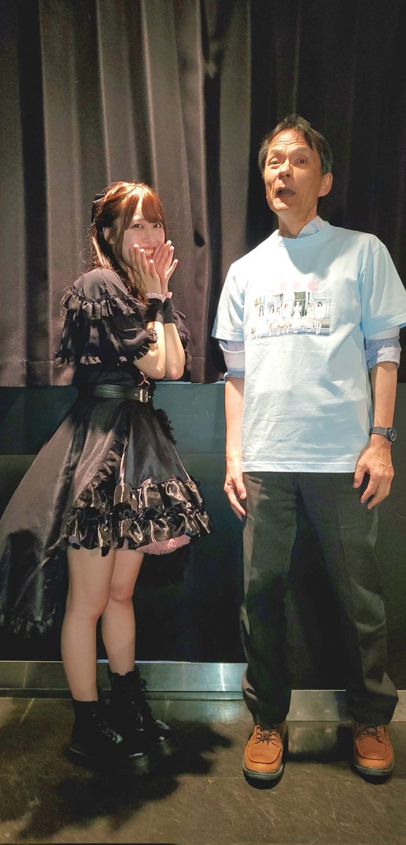 apollo148400391's tweet image. 第2部のみ、しかも30分遅れの参加でしたが、ドライブ感たっぷり、迫力のライブを楽しめました。
特典会では #茜空 ちゃんとお芝居を。
「若者のすべて」のラスト、①もやもやのまま②「ずっと空ちゃんのことだけを想ってたよ」と話しかけたら。
#ukka #SpreadYourWINGS