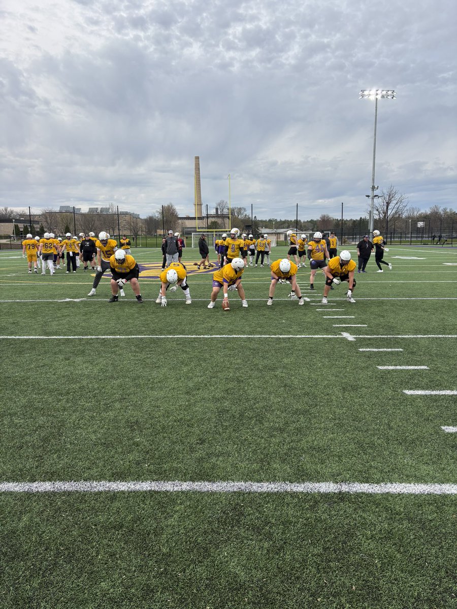 UWSP Football tweet media