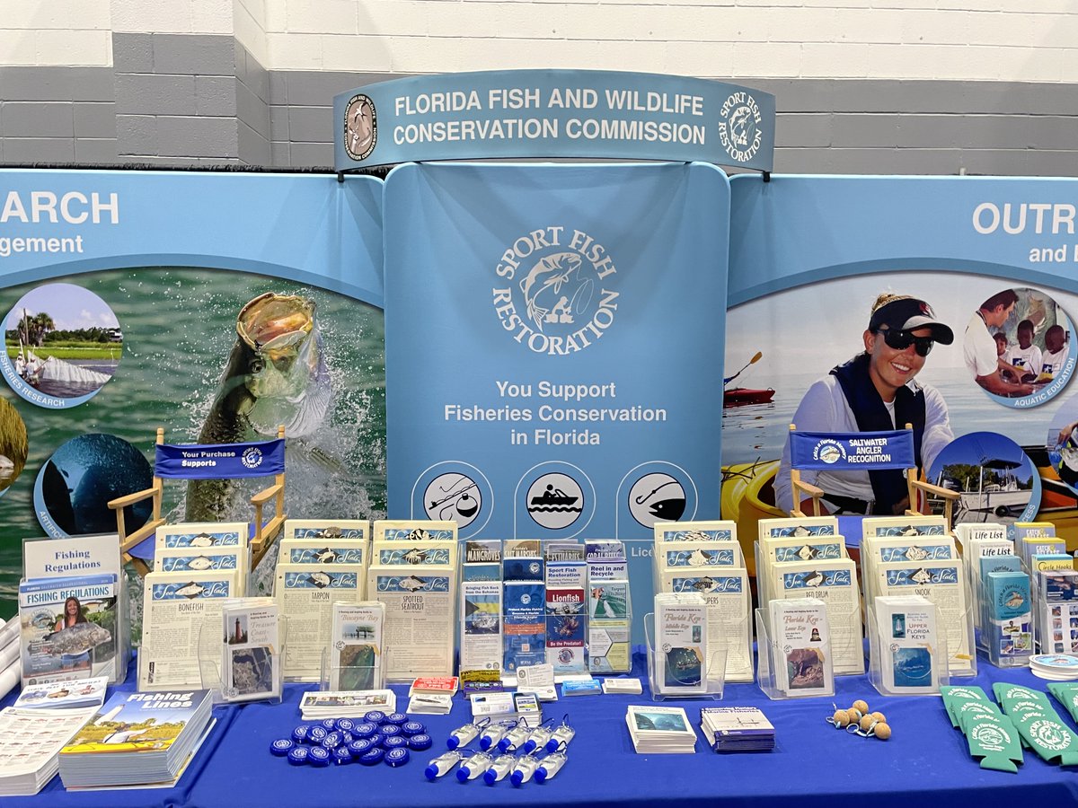 MyFWC's tweet image. Last day to stop by the Florida Outdoor Expo in #WestPalmBeach! Come check out the FWC Wildlife  Alert Trailer, talk to us about fishing regulations, and learn proper fish handling techniques. Visit: floridaoutdoorexpo.com