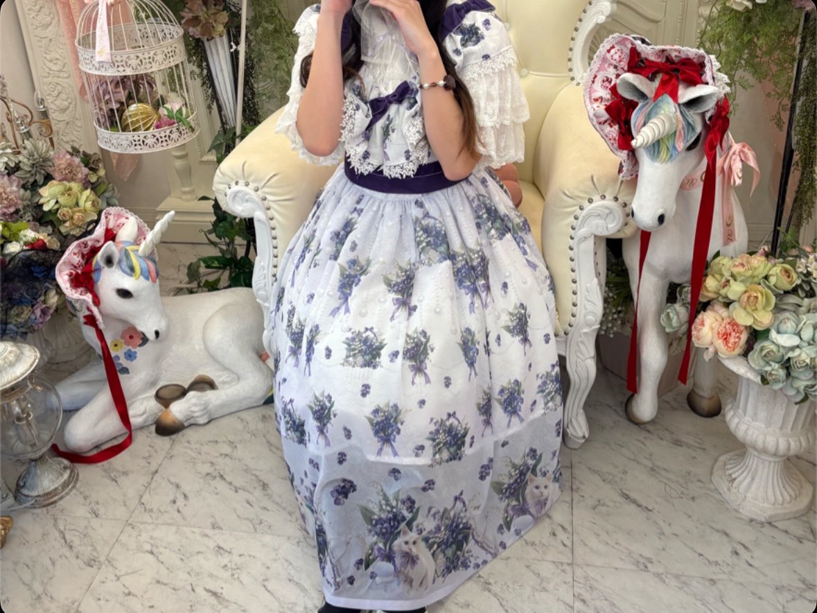 ロイプリさんの新作ヴァイオレットめちゃめちゃ軽かった。ふわふわ。パールとブーケとﾈｺﾁｬﾝの組み合わせがべりーべりーきゅーとでした。