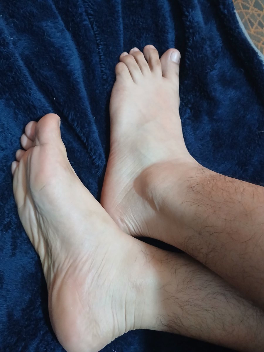 feetcess tweet media