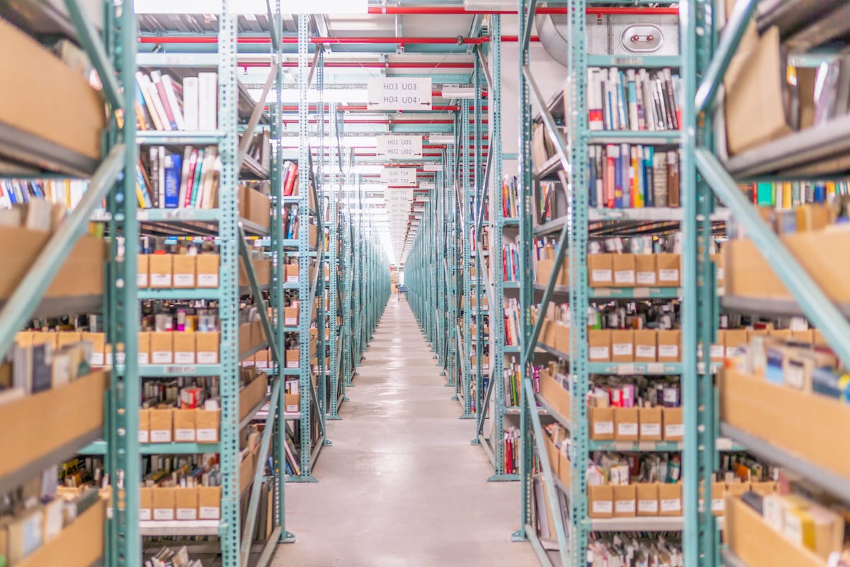 ActuaLitte's tweet image. 📚 #Edition : Momox progresse, Gibert en crise.
L’essor de l’occasion accentue les tensions pour la filière.

🔗 actualitte.com/a/dGBYpXIT