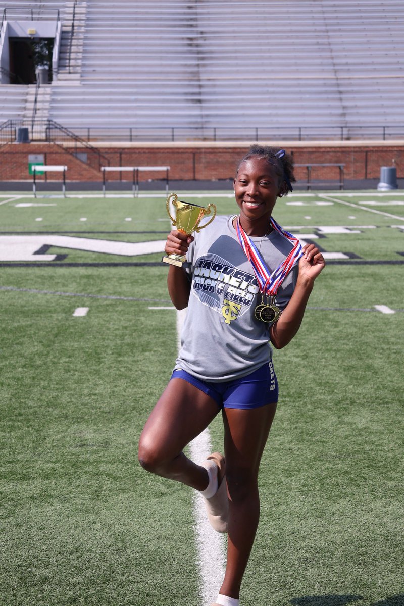 ZykierraH09's tweet photo. My teammates and I will be competing this weekend at the GHSA 5A Sectionals A at Greenbrier High School in Evans.

Top 8 will advance to the state meet at UGA on May 13. https://t.co/YYvEYEcITC