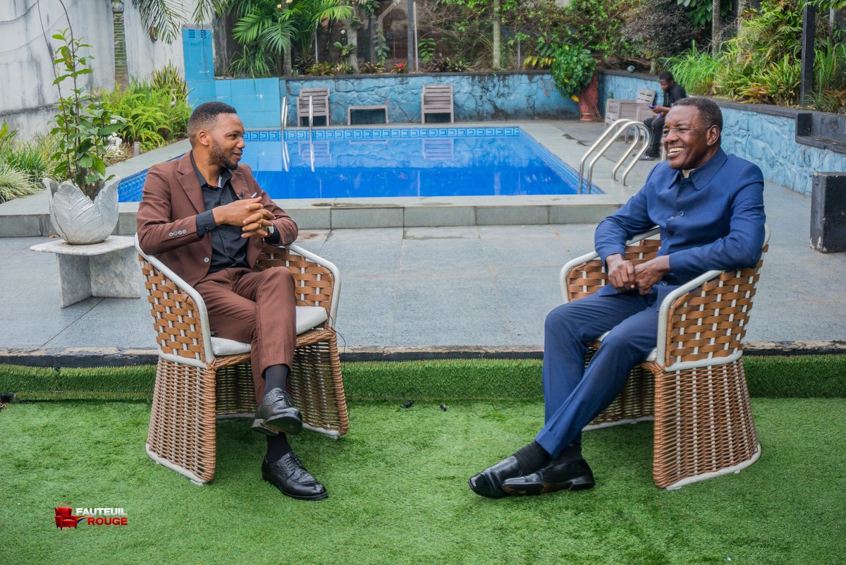 🎙️Sur le plateau de Delphin Delkas Kasongo, l’ambassadeur Alain Atundu lâche une bombe, pour lui, Jean-Marc Kabund serait de mèche avec Delly Sesanga, Joseph Kabila et Corneille. Nangaa

#RDC