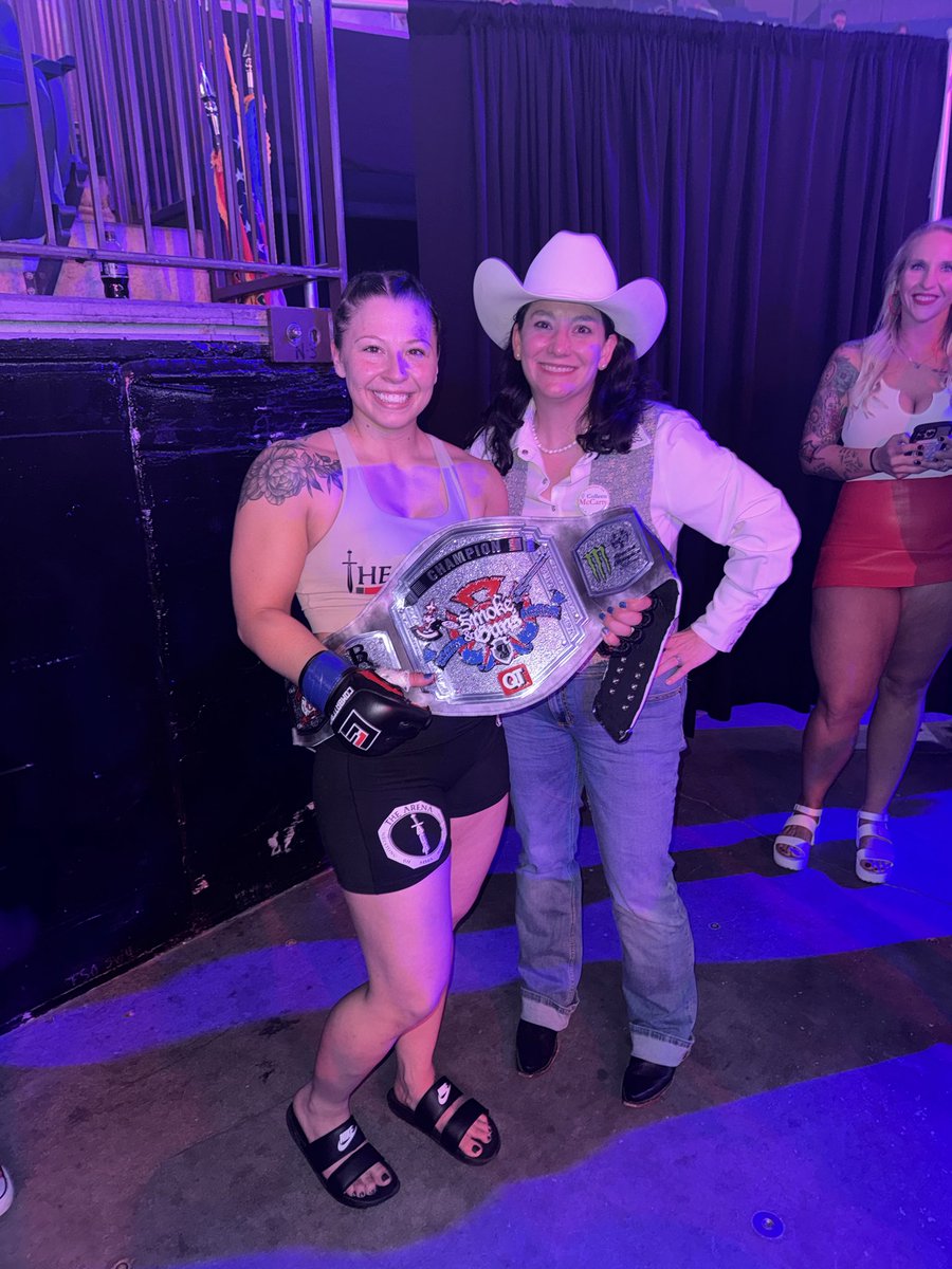 McCartyforDA's tweet photo. It was a great night supporting our first responders at @SmokeandGuns918!! https://t.co/0X9GskqiIy