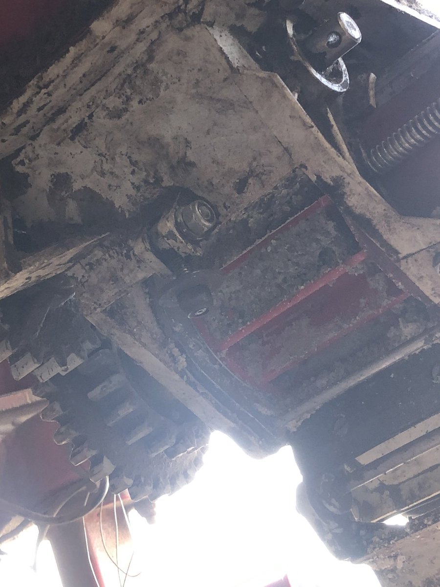 ArableSam's tweet image. Unblocking the metering unit from dusty polysulphate. I do these things so you don’t have to! 
#trials
#fertilizer 
#science 
#arableireland