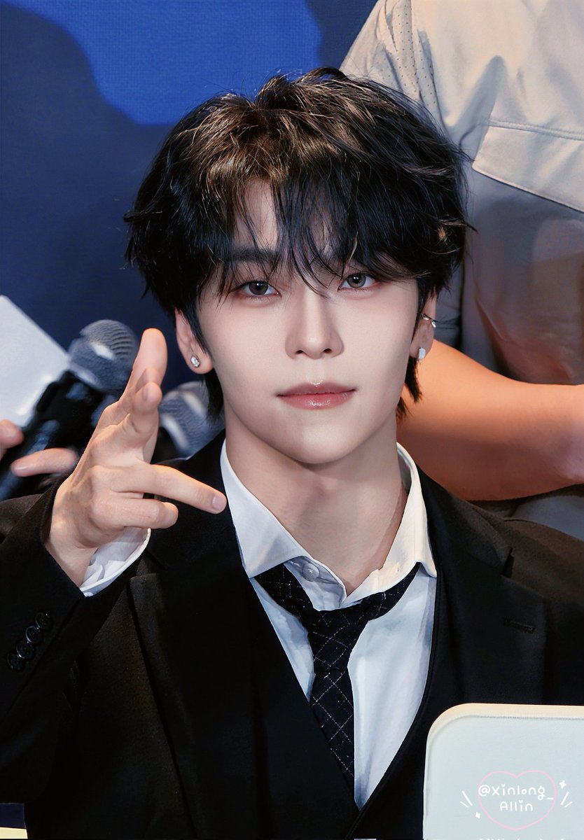 𝑨𝒍𝒍 𝒊𝒏 tweet media