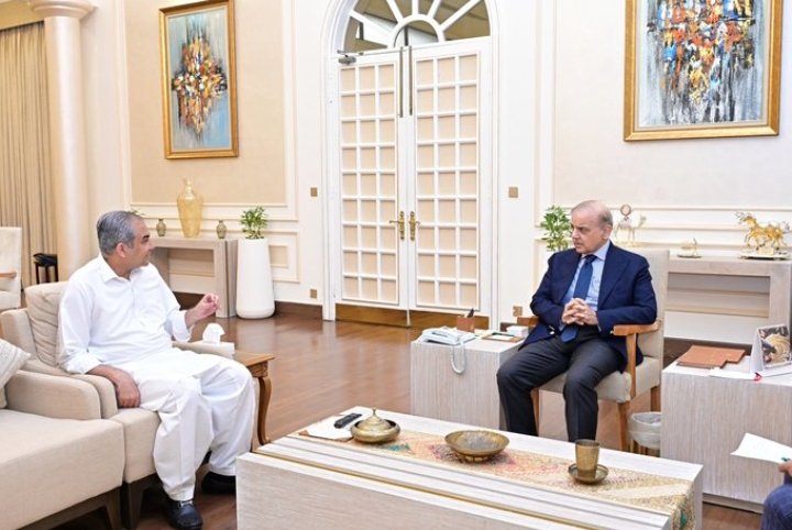 Haroon Aziz tweet media