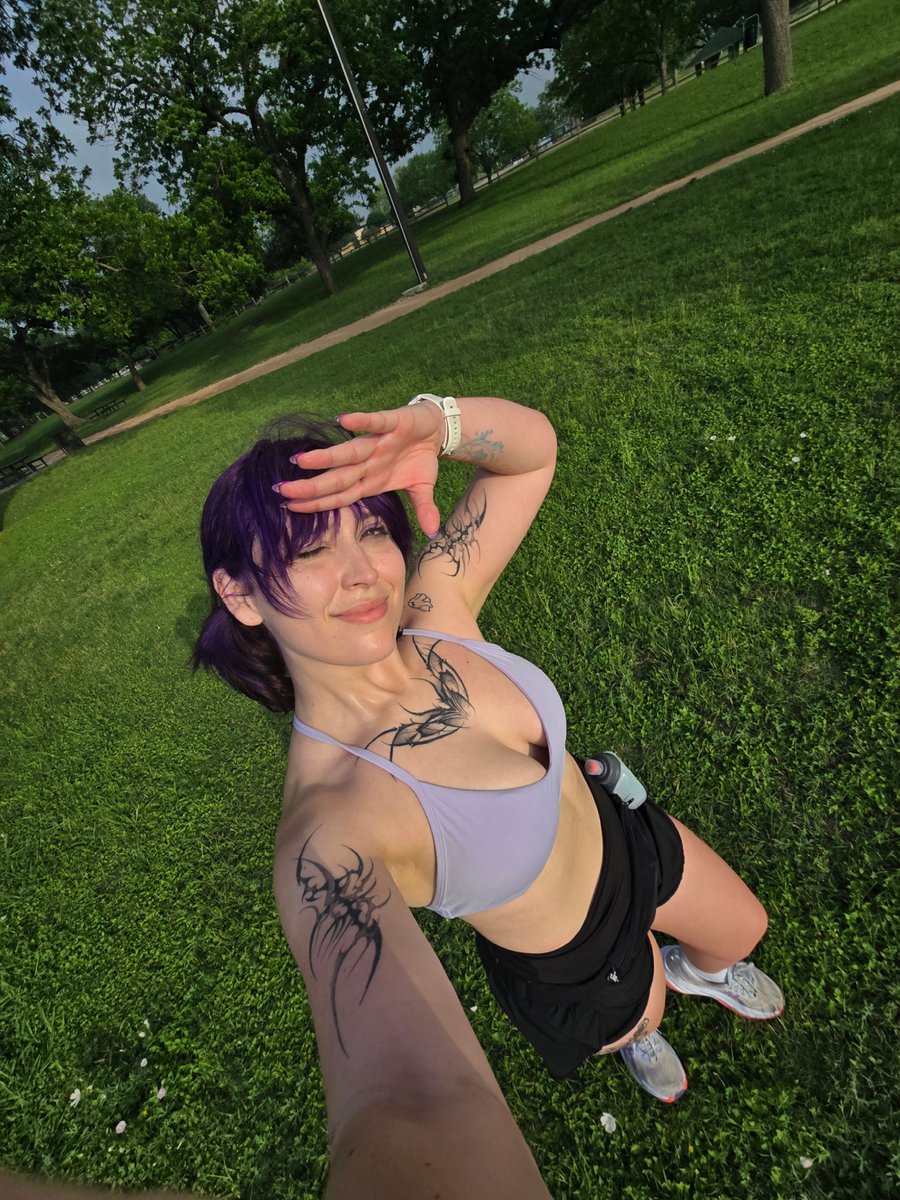 GHOST Manda 💜 tweet media