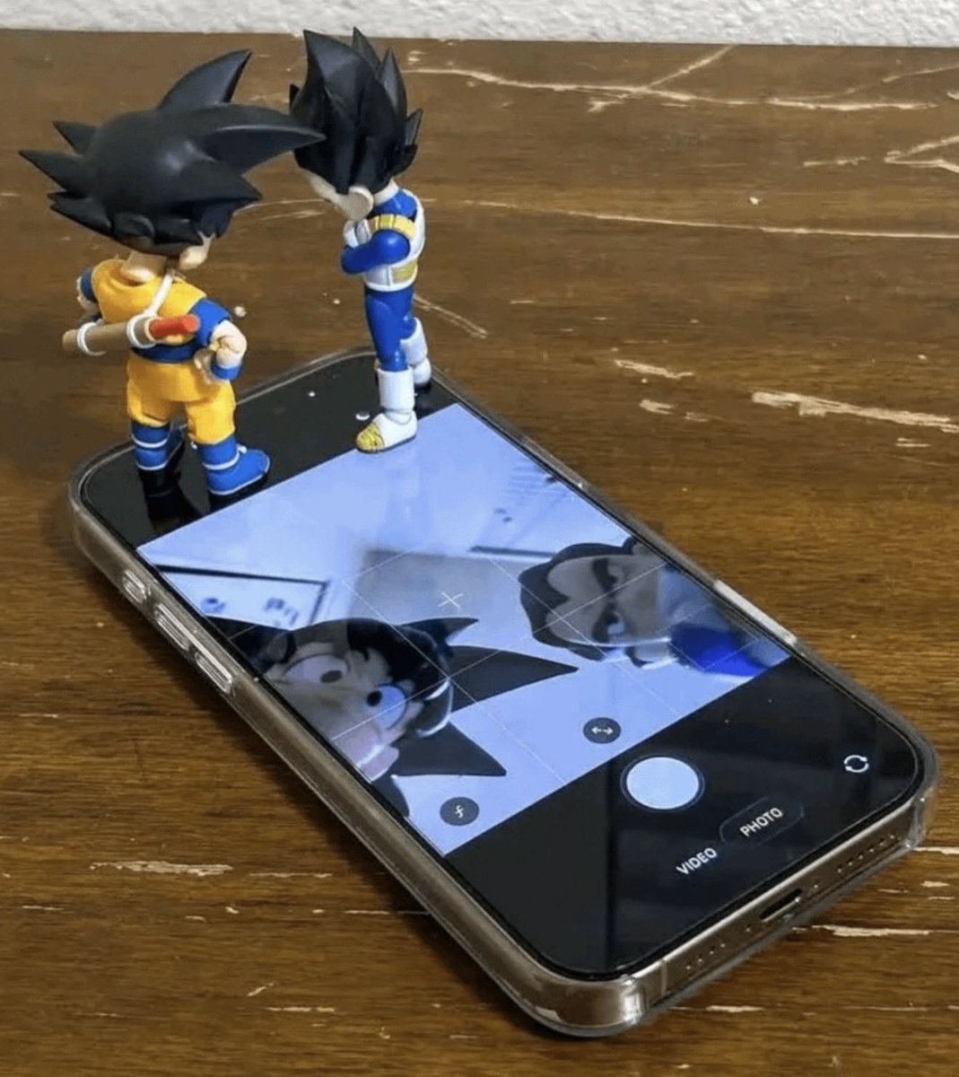 insane poses tweet media