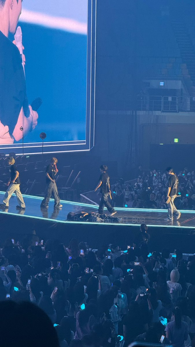 김개미🐜 tweet media