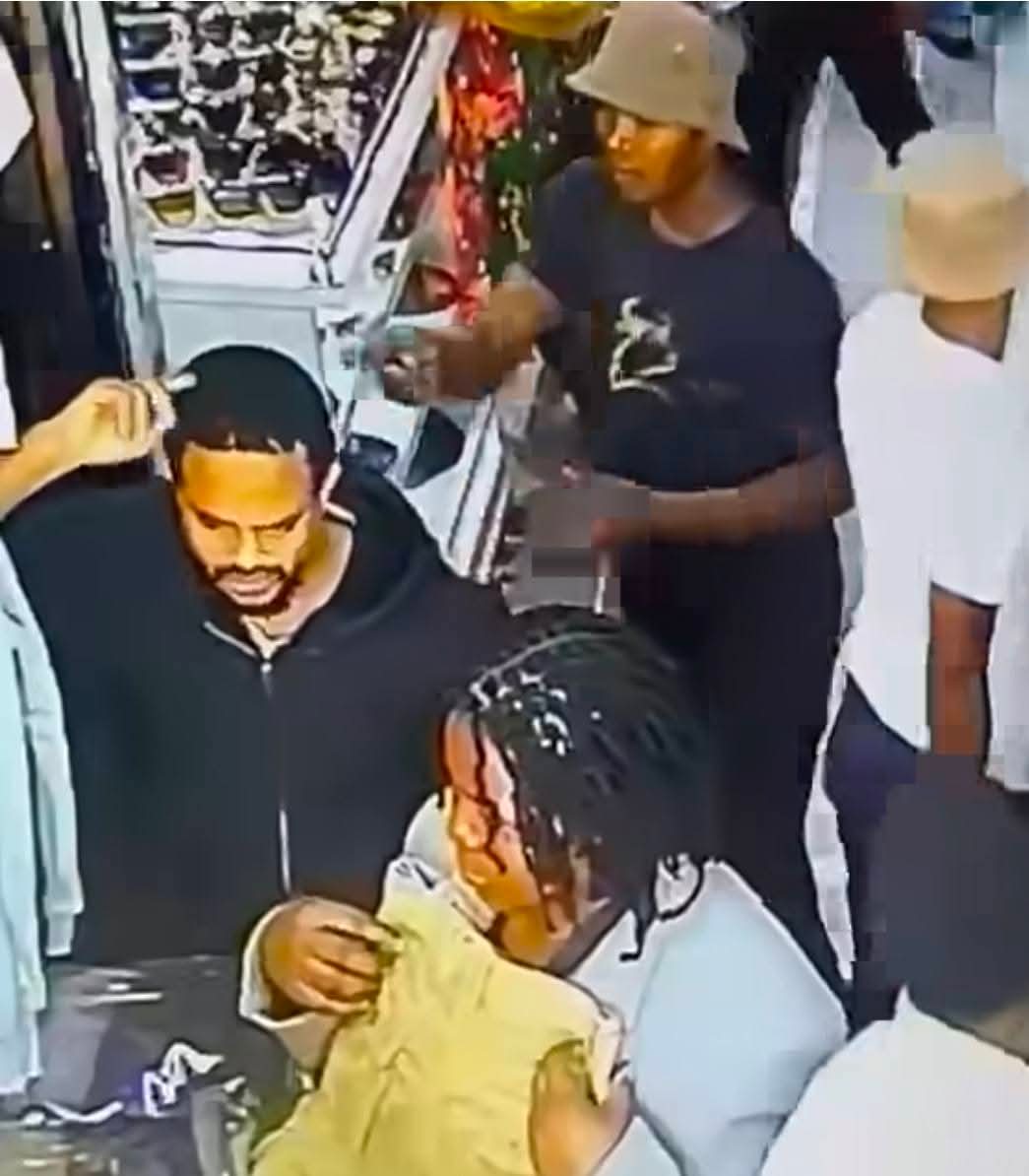 Kwena Molekwa tweet media