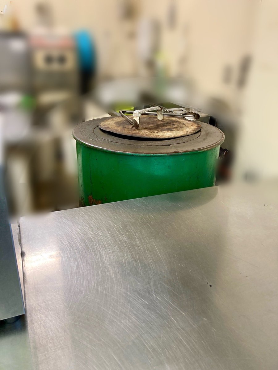 そういえば門別競馬場内の店タンドールあったんだよな🍛