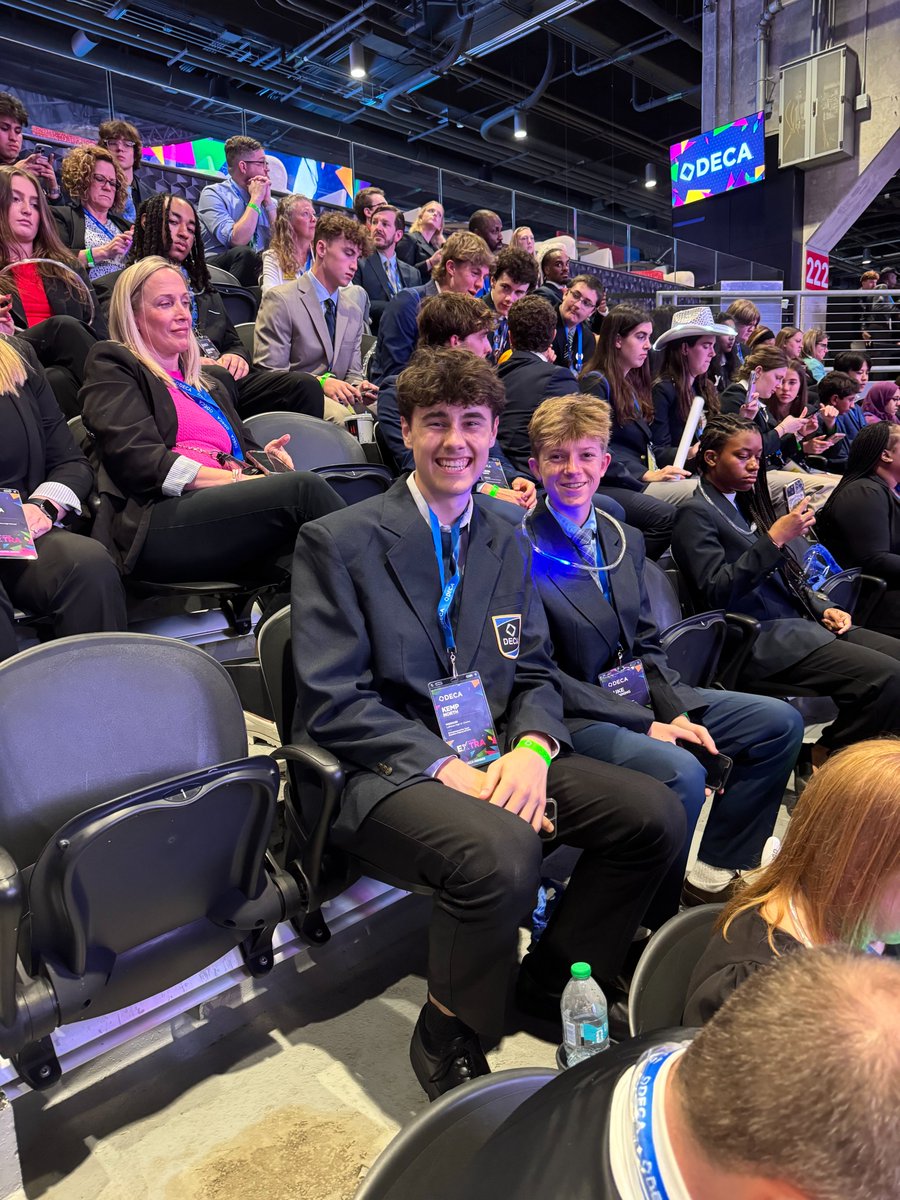 Lutheran Cougars tweet media