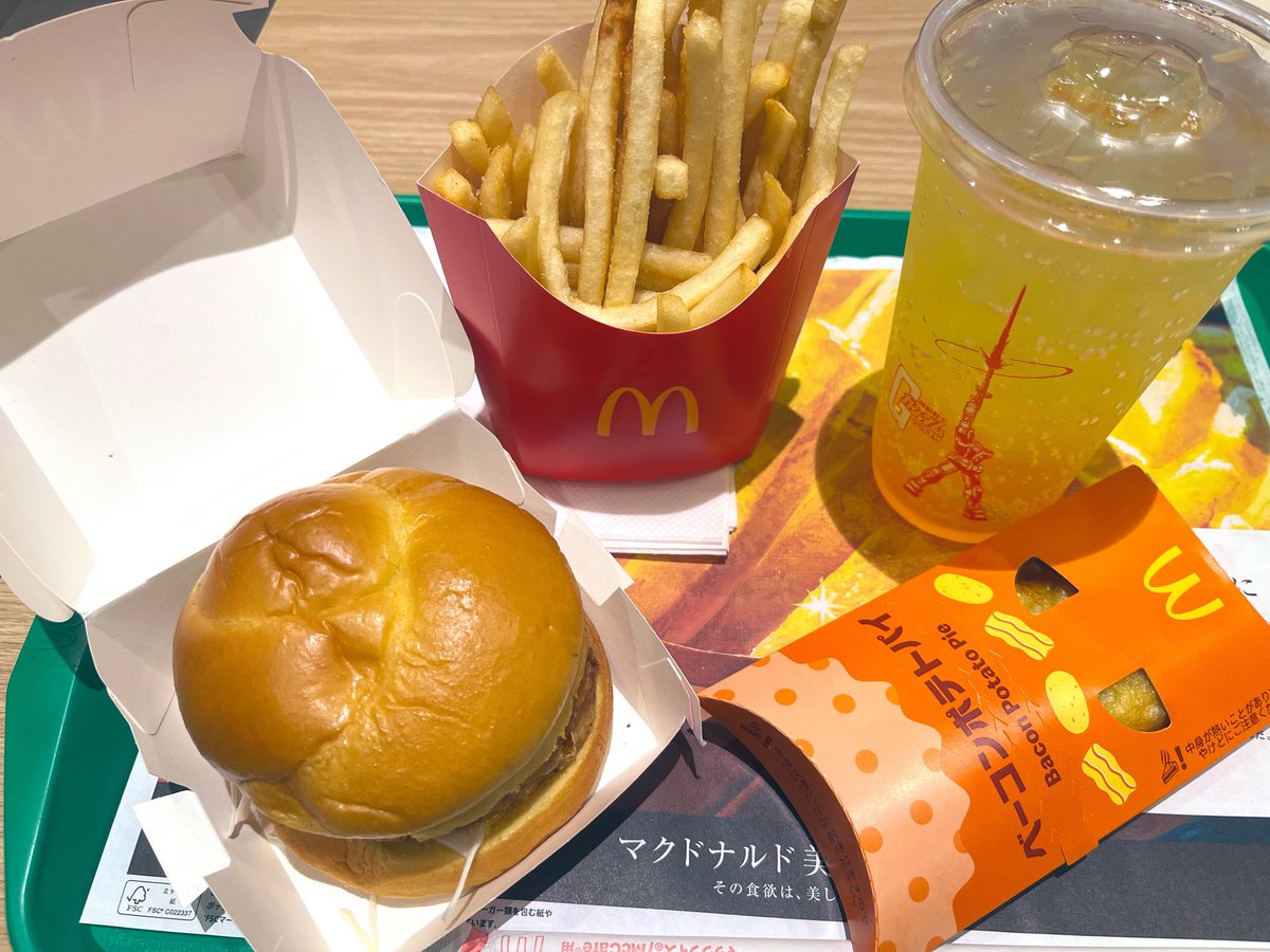 ち ゆ り tweet media